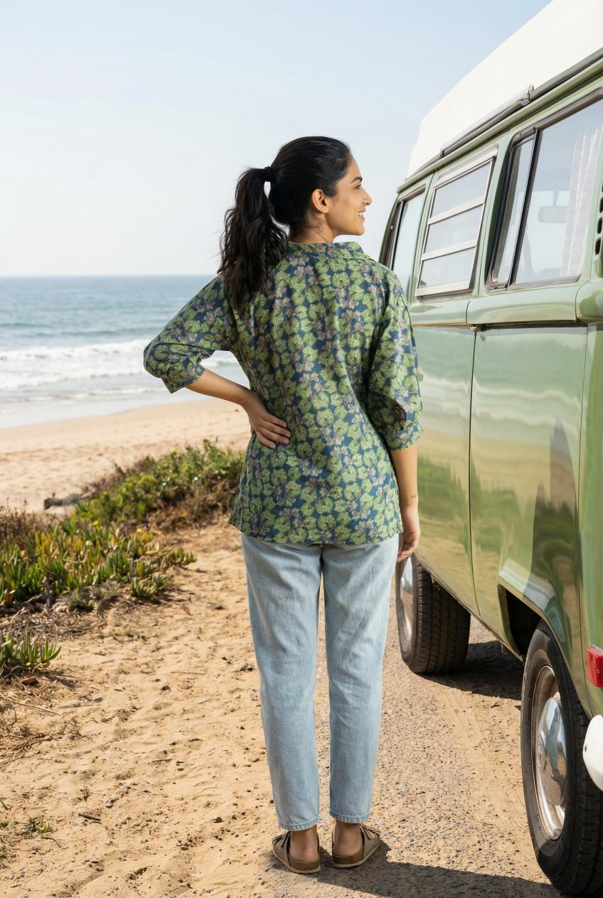 Green Abstract Print Shirt Collar Cotton Top For Women