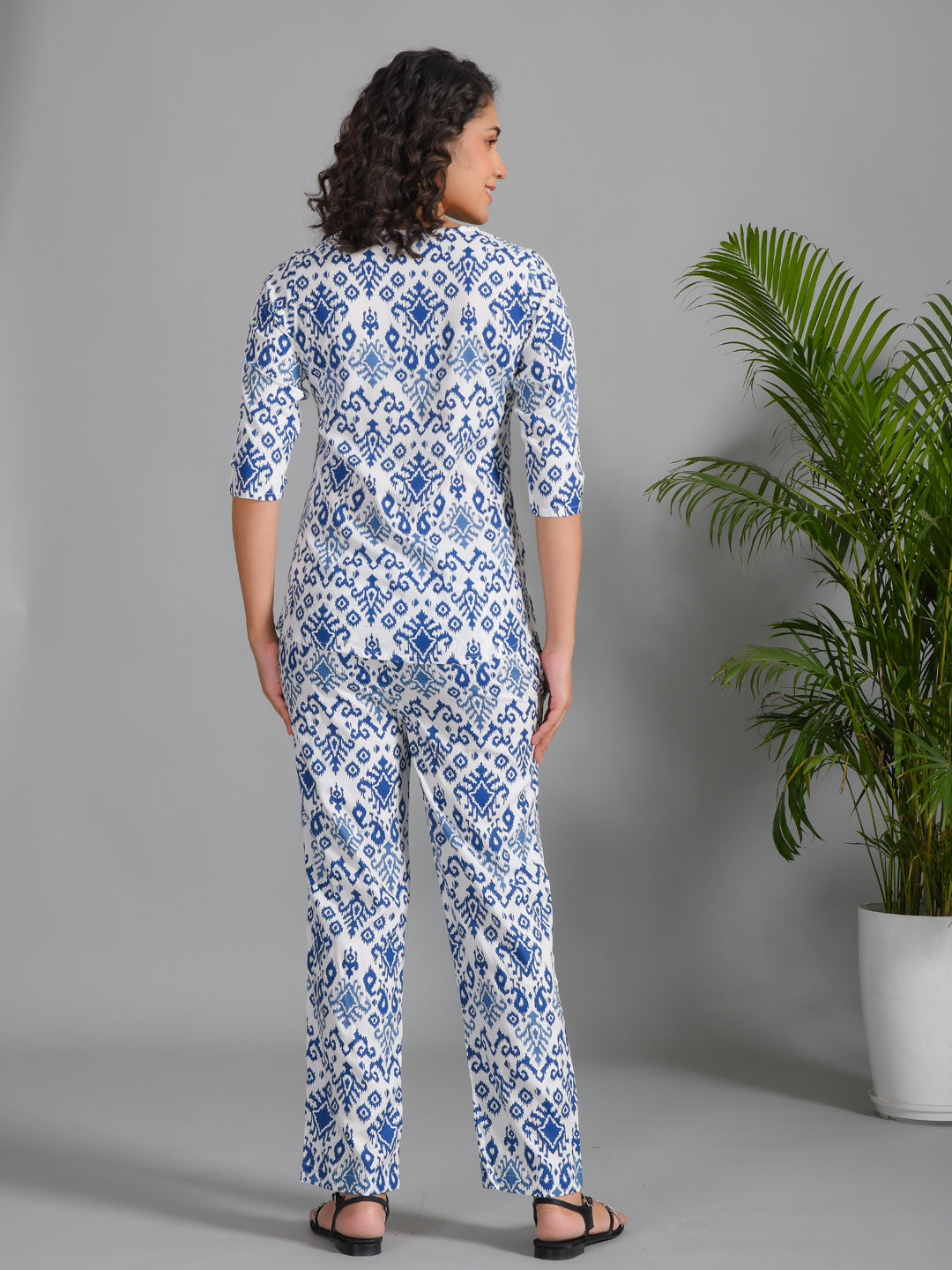 Navy Blue Viscose Rayon Printed Round Neck night suit for women