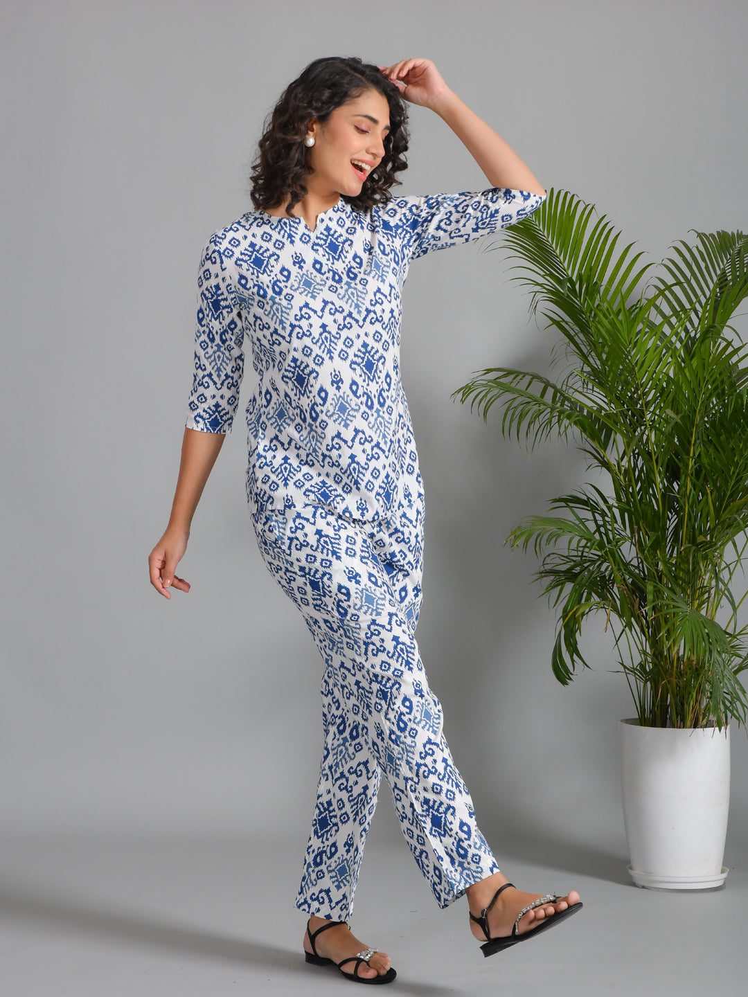 Navy Blue Viscose Rayon Printed Round Neck night suit for women