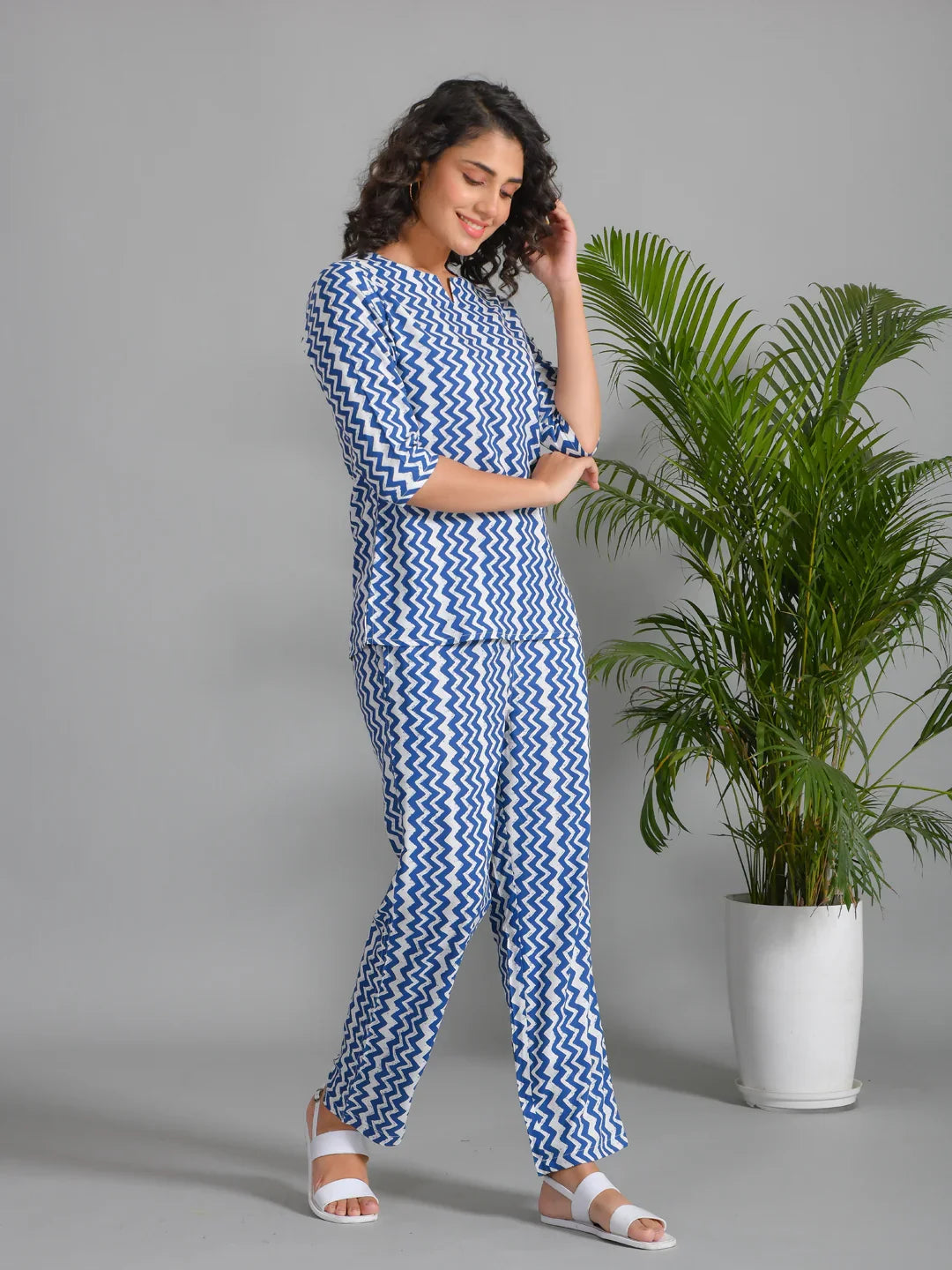 Navy Blue Viscose Rayon Printed Round Neck Night Suit Set - SanskrutiHomes