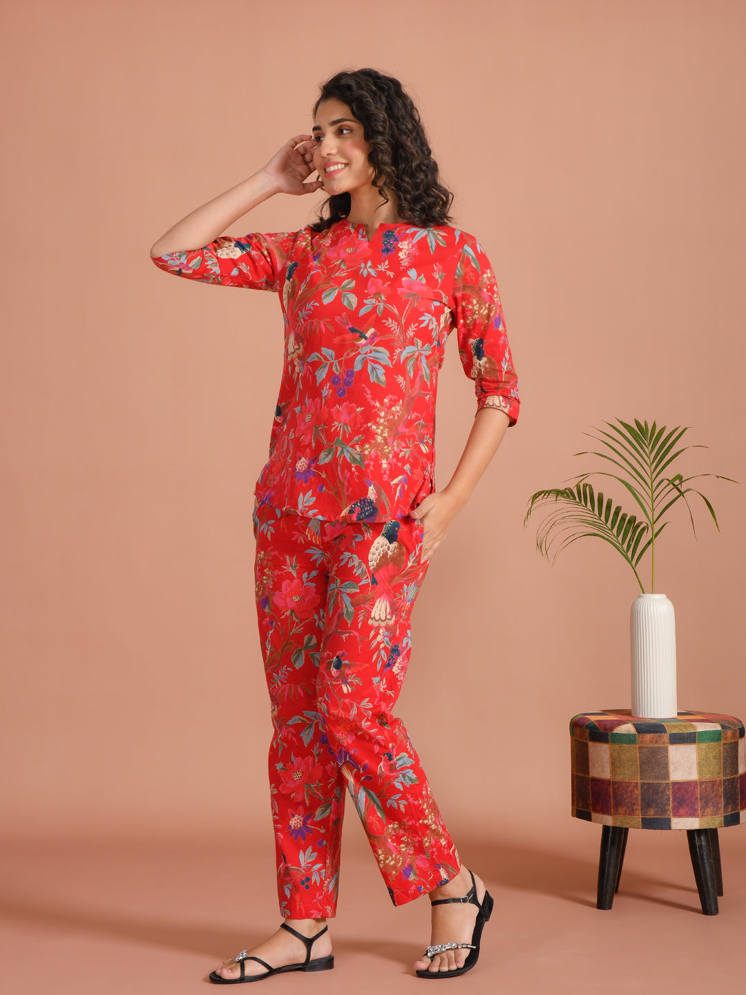 Red Pure Cotton Printed Round Neck night suit for women