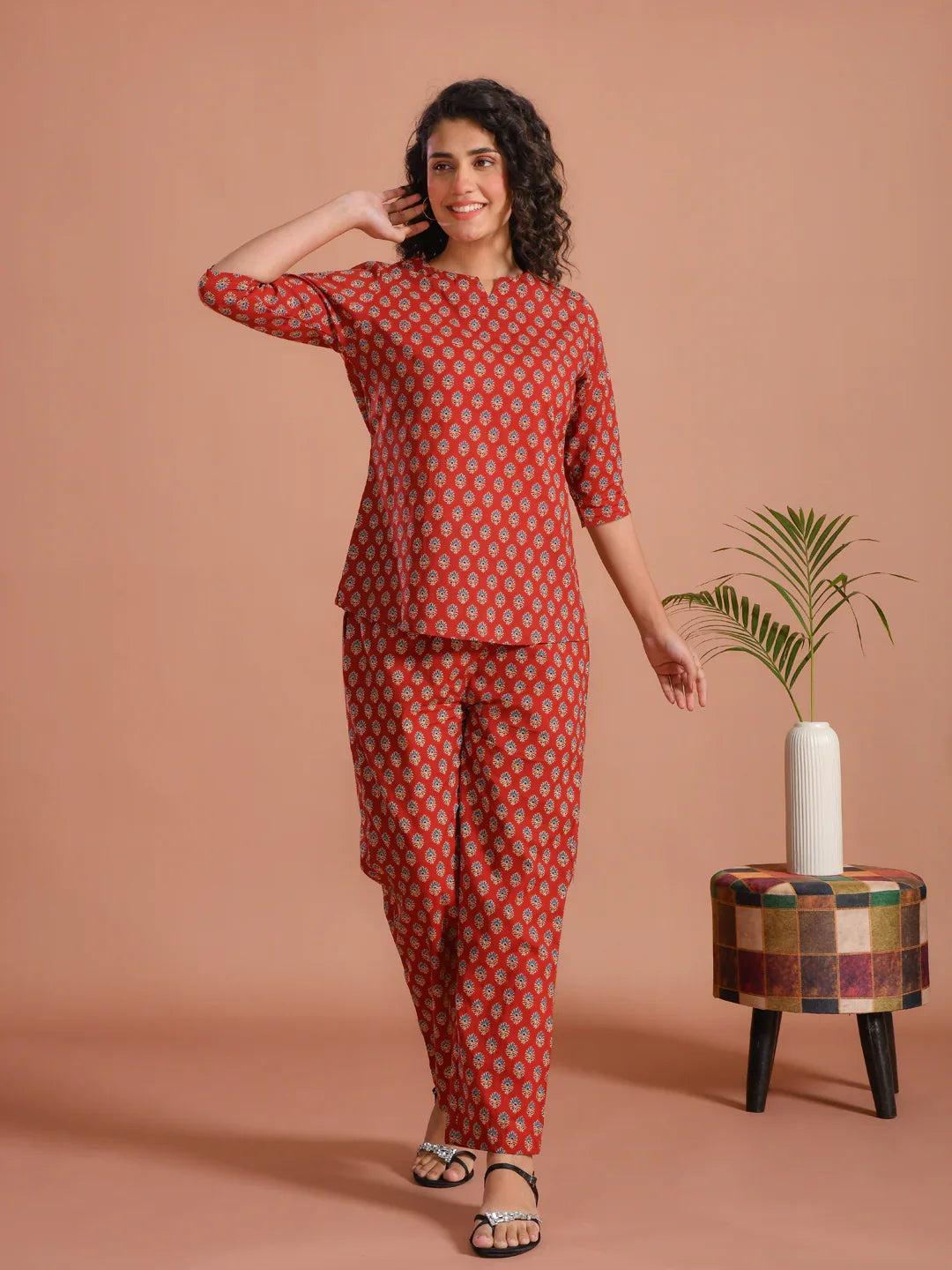 Red Floral Printed Cotton Night Suit Set - SanskrutiHomes