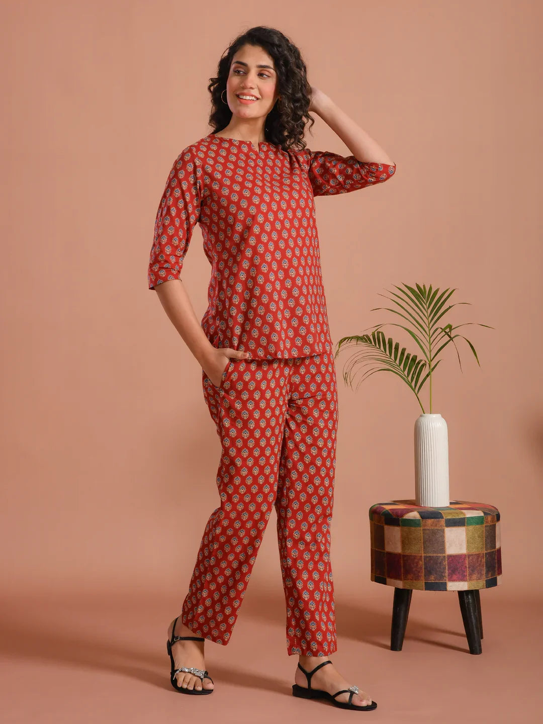 Red Floral Printed Cotton Night Suit Set - SanskrutiHomes