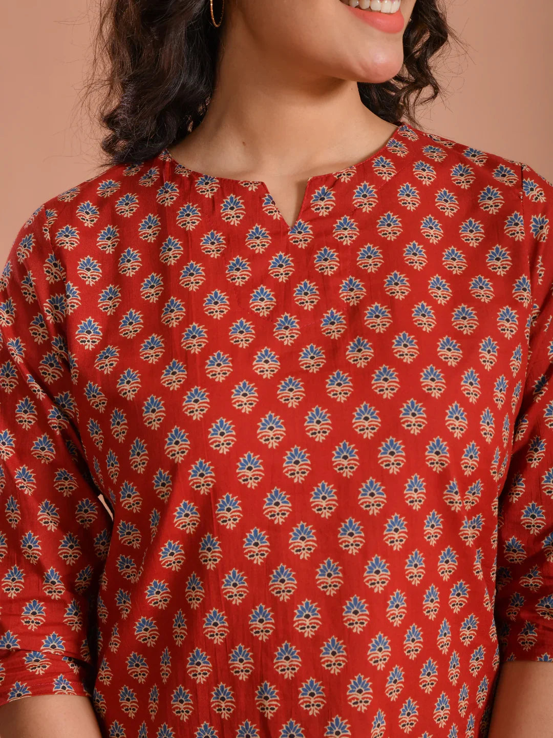 Red Floral Printed Cotton Night Suit Set - SanskrutiHomes