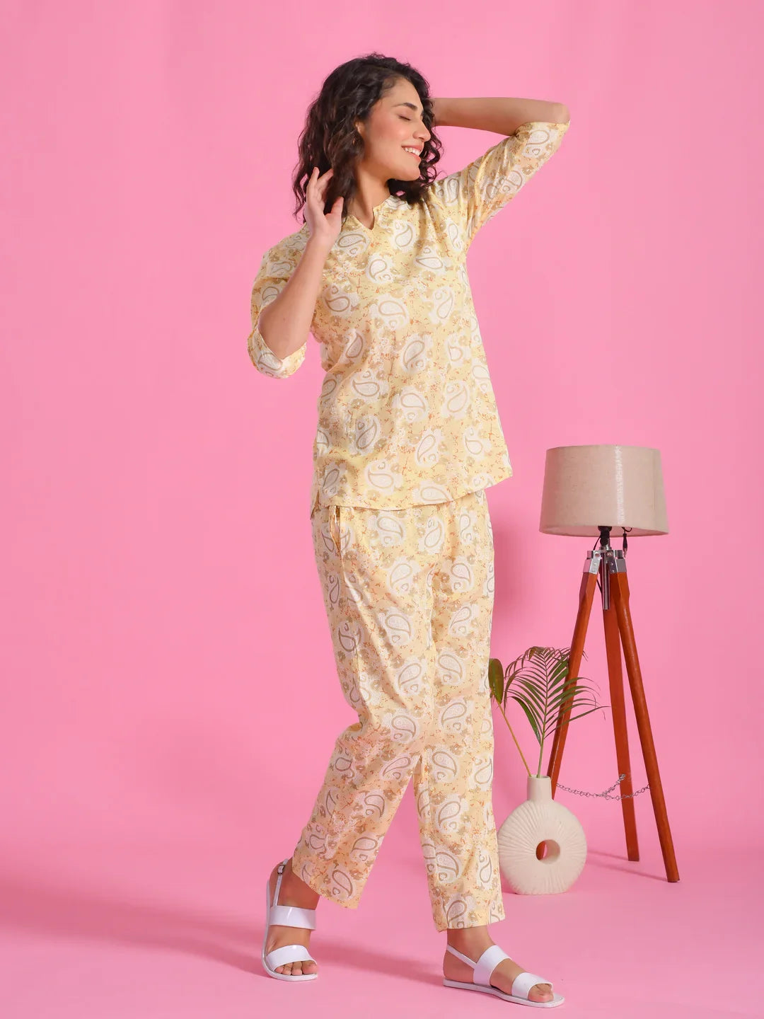 Yellow Printed Round Neck Night Suit Set - SanskrutiHomes