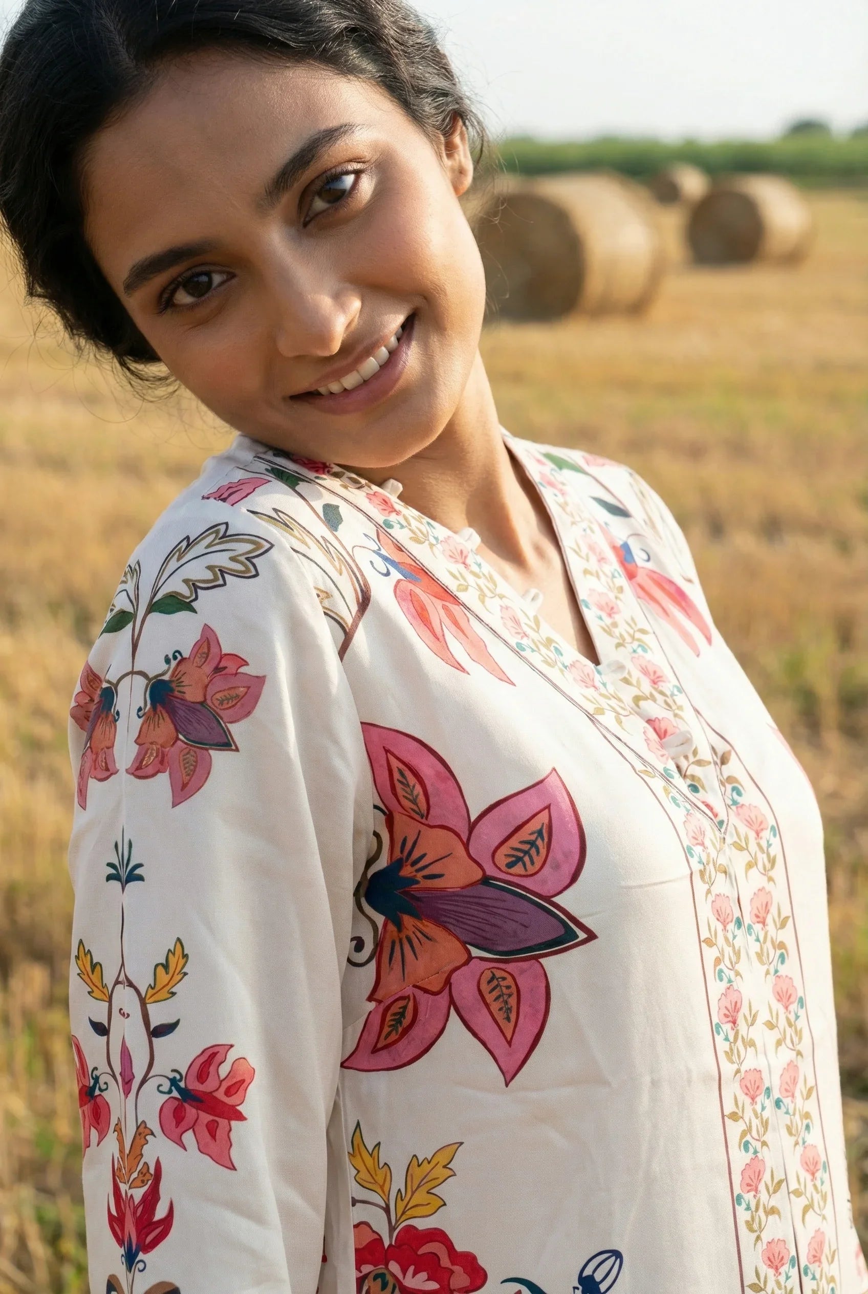 Cream Floral Print V-Neck Co-ord Set for Women - SanskrutiHomes