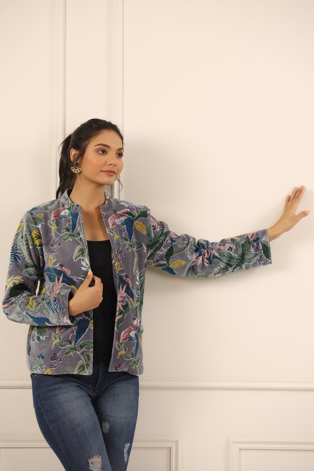 Grey & Green Floral Printed Mandarin Collar Velvet Open Front Jacket For Women