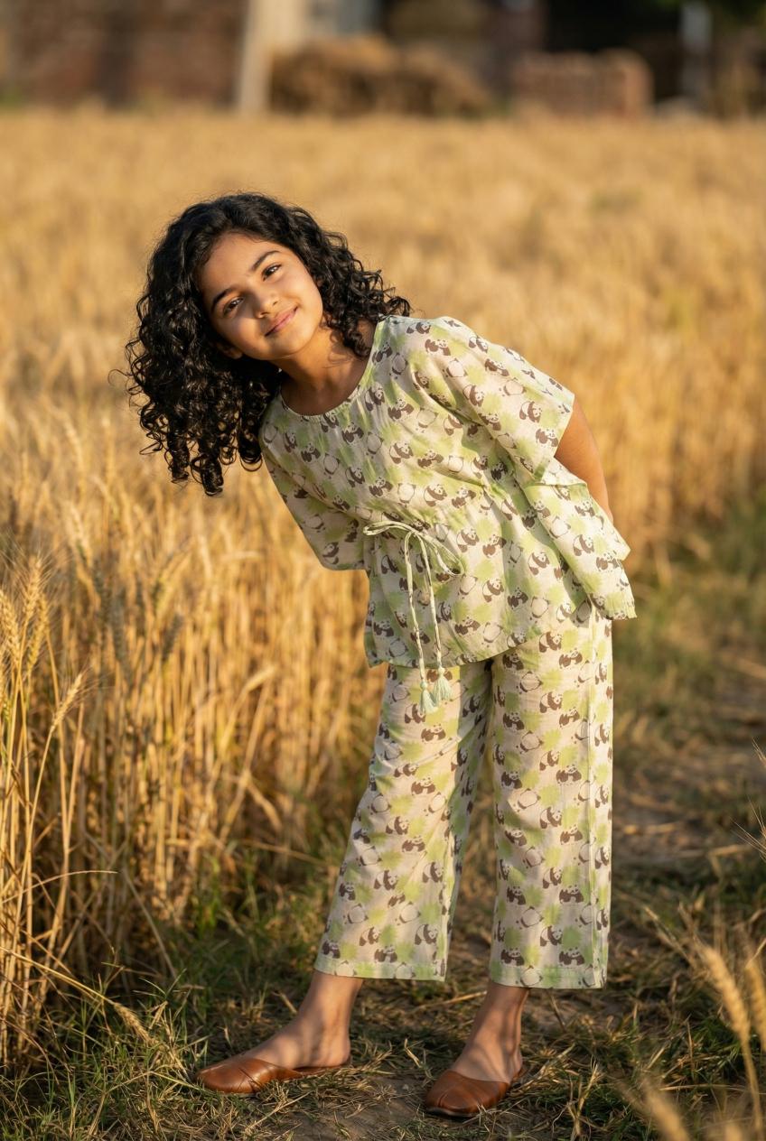 Green Round Neck Animal Printed Kaftan & Pyjamas Night Suit For Kids