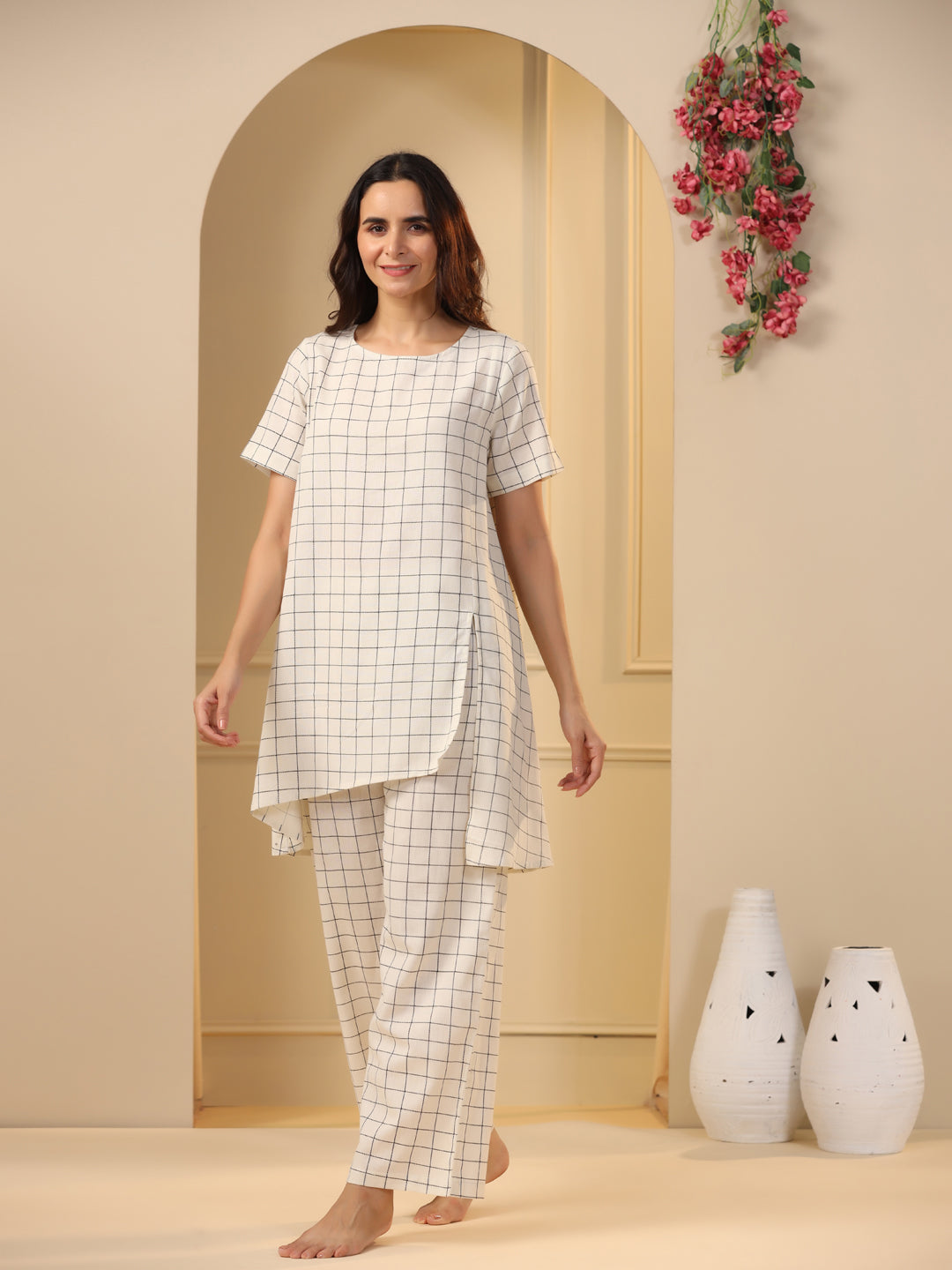 Off White Round Neck Checks Cotton Night Suit For Women