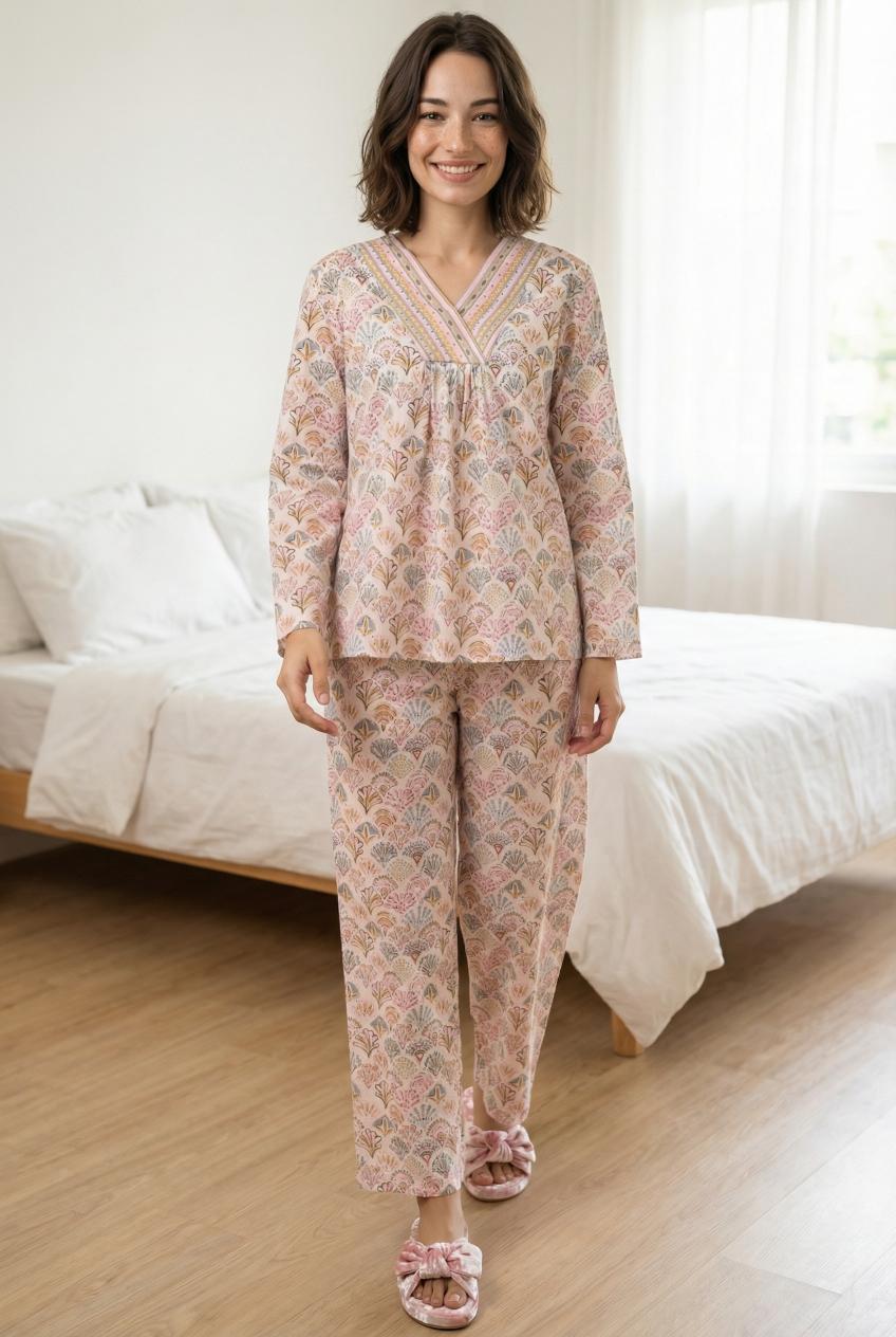 Off White & Pink V-Neck Ethnic Motifs Printed Pure Cotton Night Suit For Women