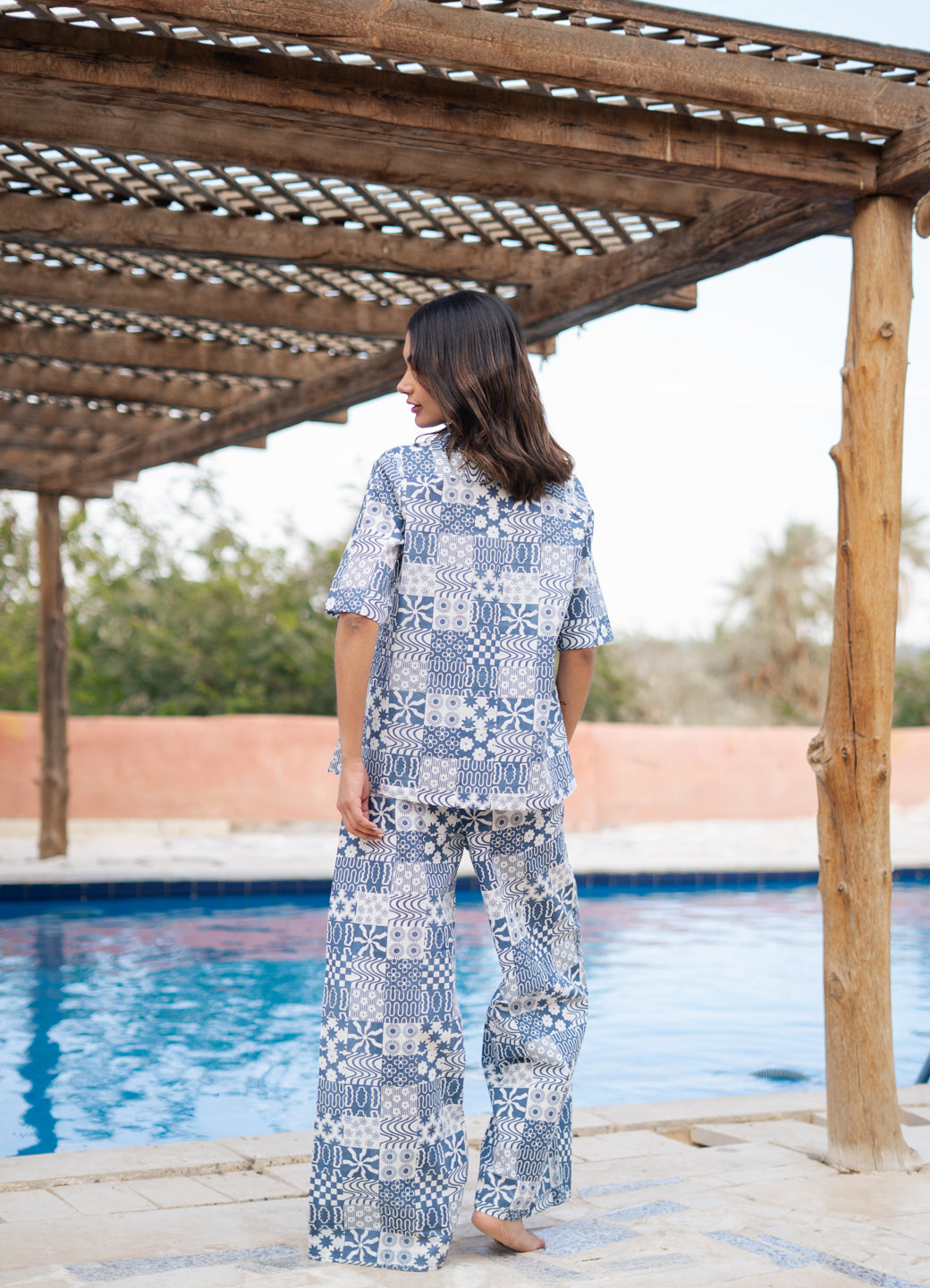 White Shirt Collar Geometric Printed Pure Cotton Night Suit