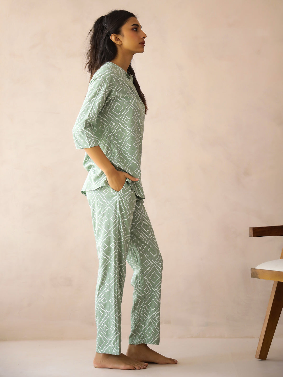 Sea Green Round Neck Viscose Rayon Printed Ethnic Motifs Night Suit for Women