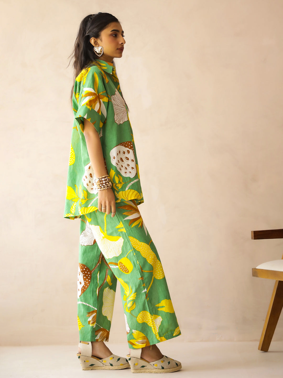 Green Shirt Collar Pure Cotton Printed Floral Night Suit for Women