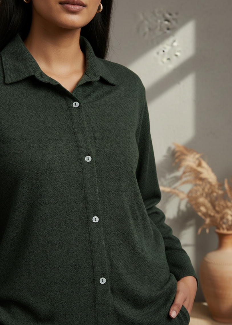 Green Solid Pure Cotton Shirt Collar Night Suit for Women