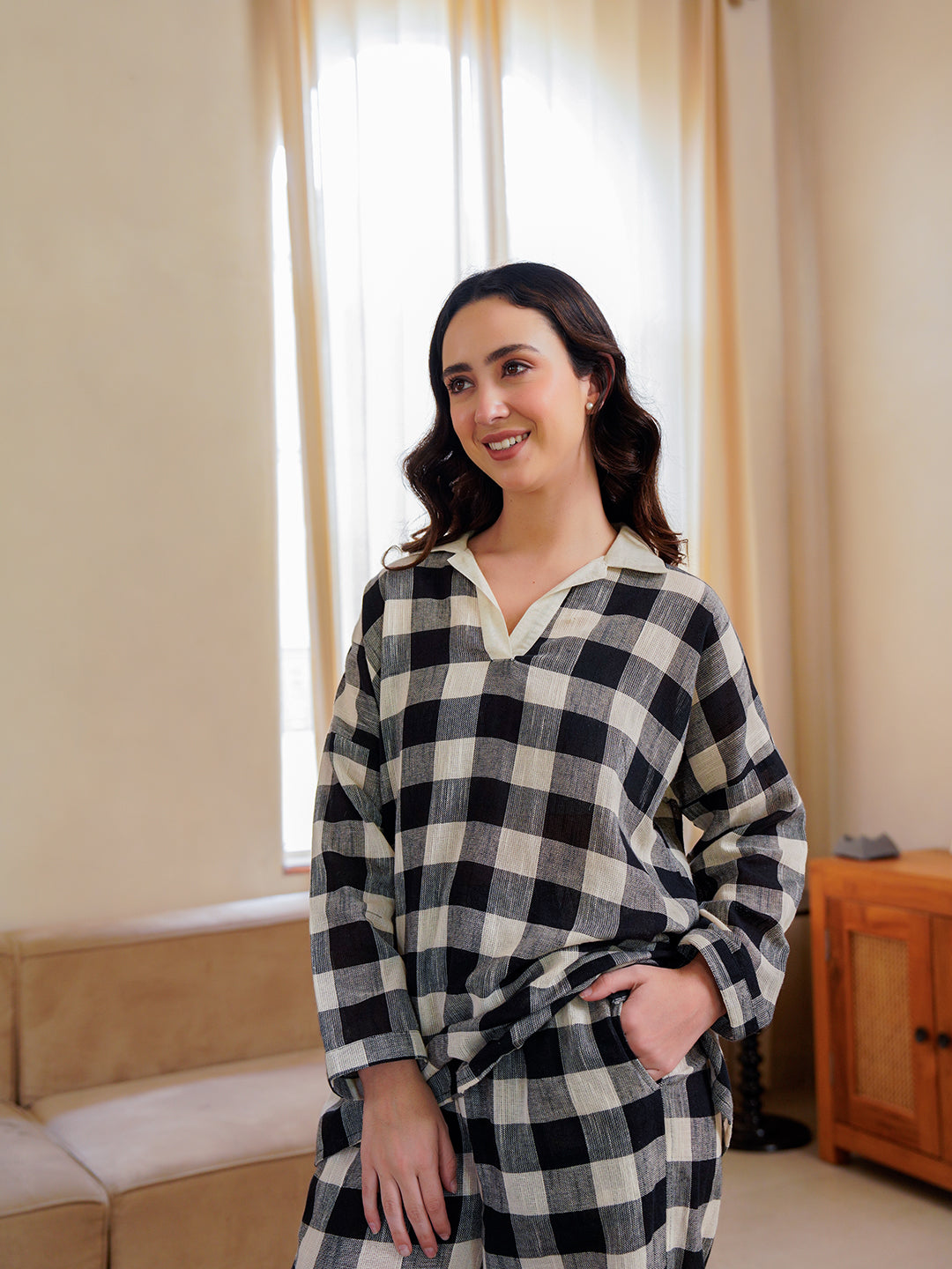 Black & White Checked Pure Cotton Shirt Collar Night Suit for Women