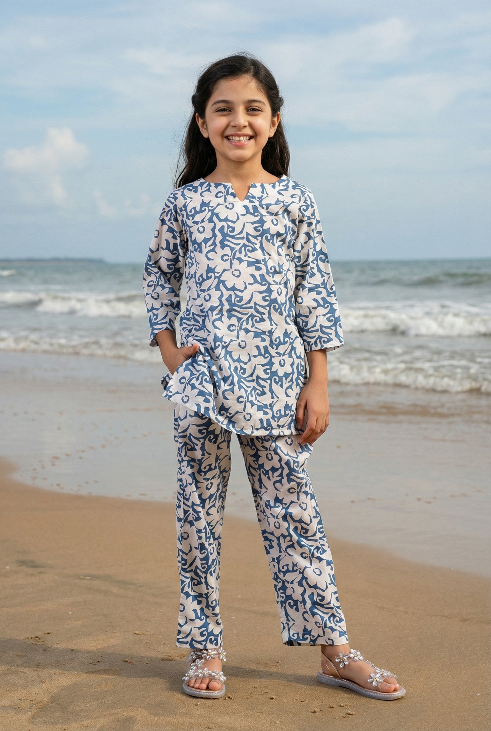 Blue Floral Print Round Neck Cotton Night Suit For Kids