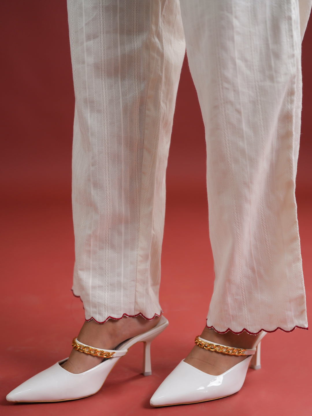 White Solid Print Cotton Night Suit Set