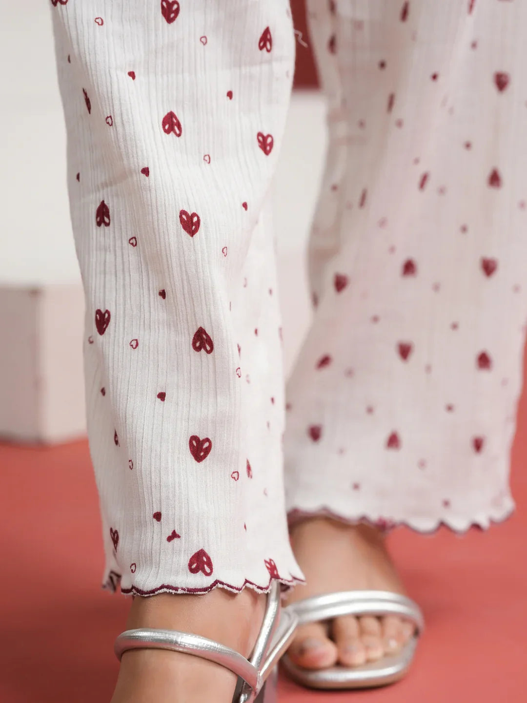 White Heart Printed Cotton Night Suit Set - SanskrutiHomes