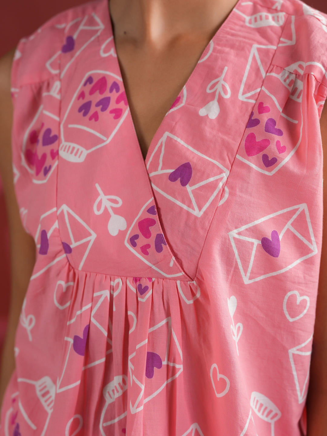 Pink V-Neck Printed Cotton Night Suit - SanskrutiHomes