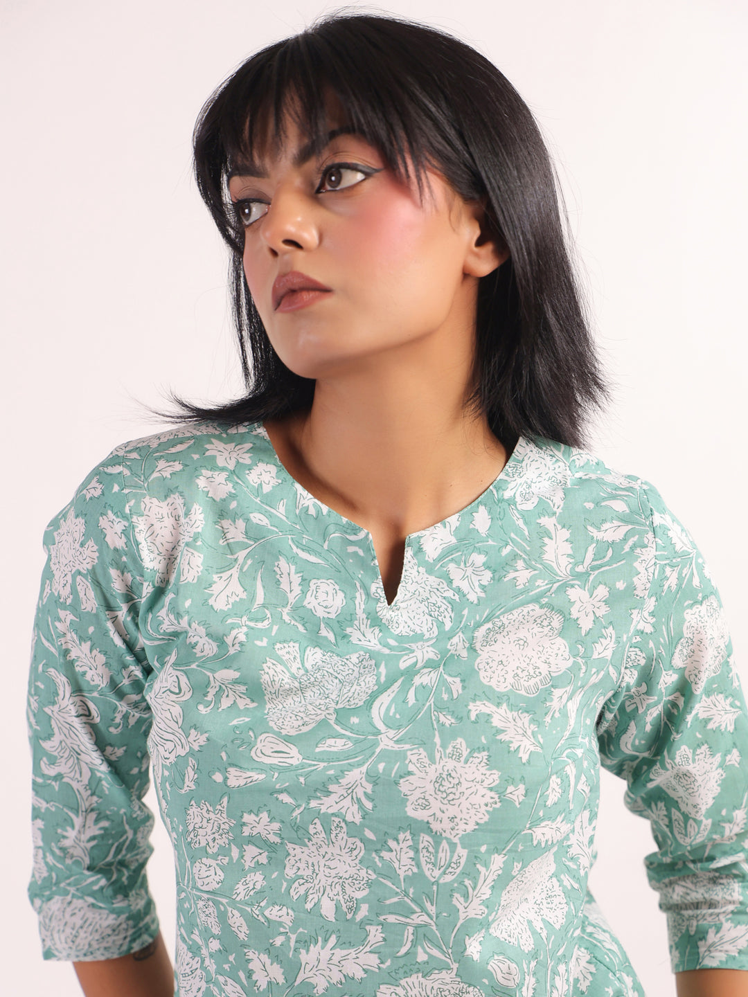 Green Round Neck Geometric Print Night Suit For Women