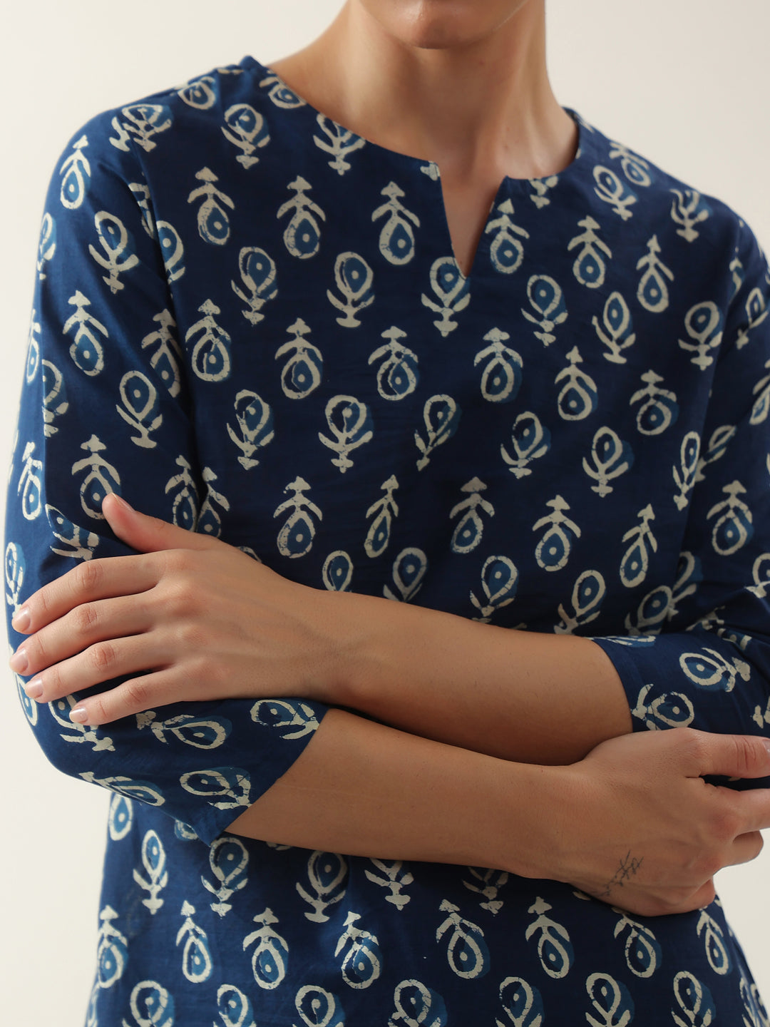 Blue Color Round Neck Floral Printed Night Suit
