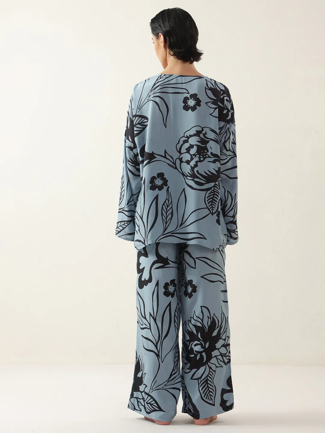 Blue Color V-Neck Floral Printed Night Suit - SanskrutiHomes