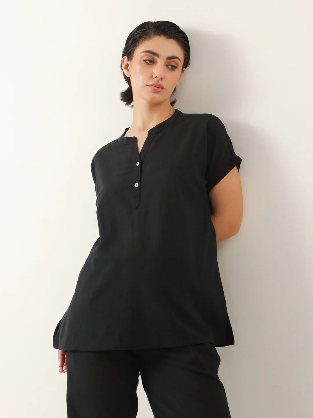 Black Solid Cotton V-Neck Night Suit - SanskrutiHomes
