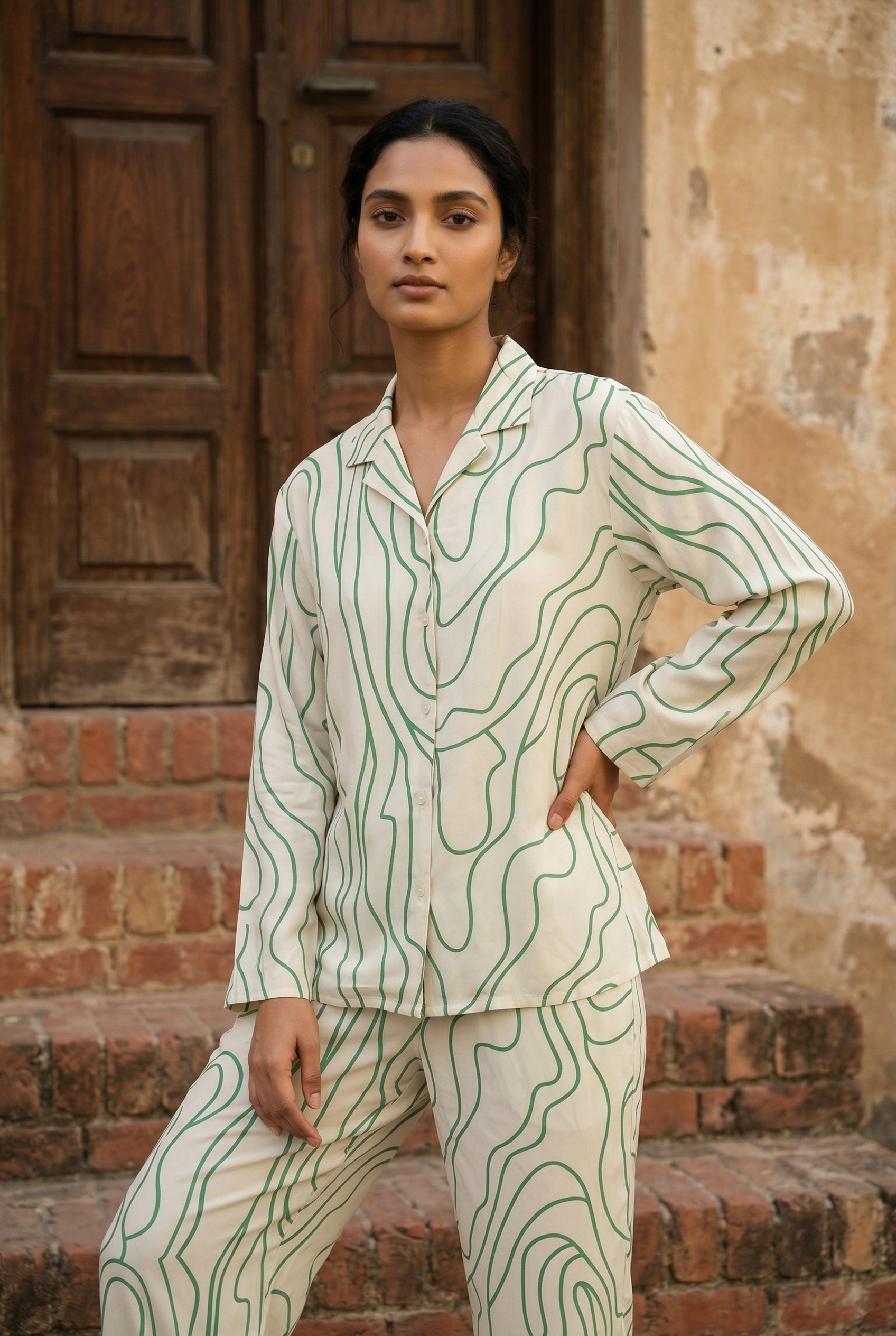 White Shirt Collar Abstract Print Night Suit For Women
