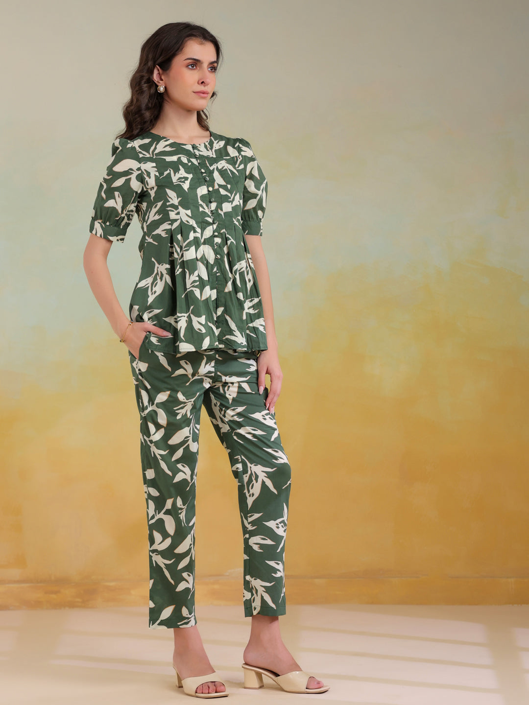 Green Color Round Neck Printed co-ords set for women