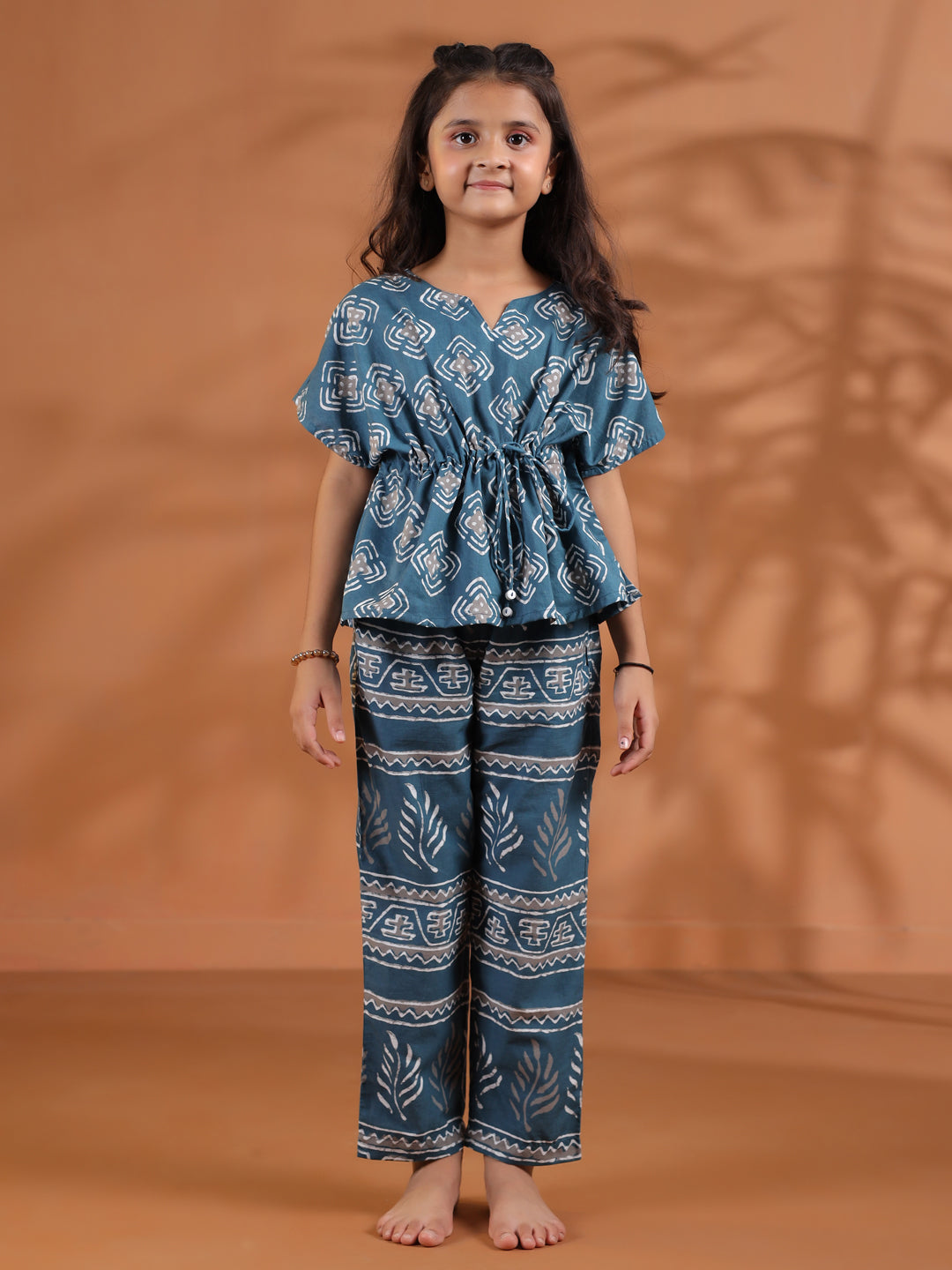 Geometric Print Kids Night Suit Set