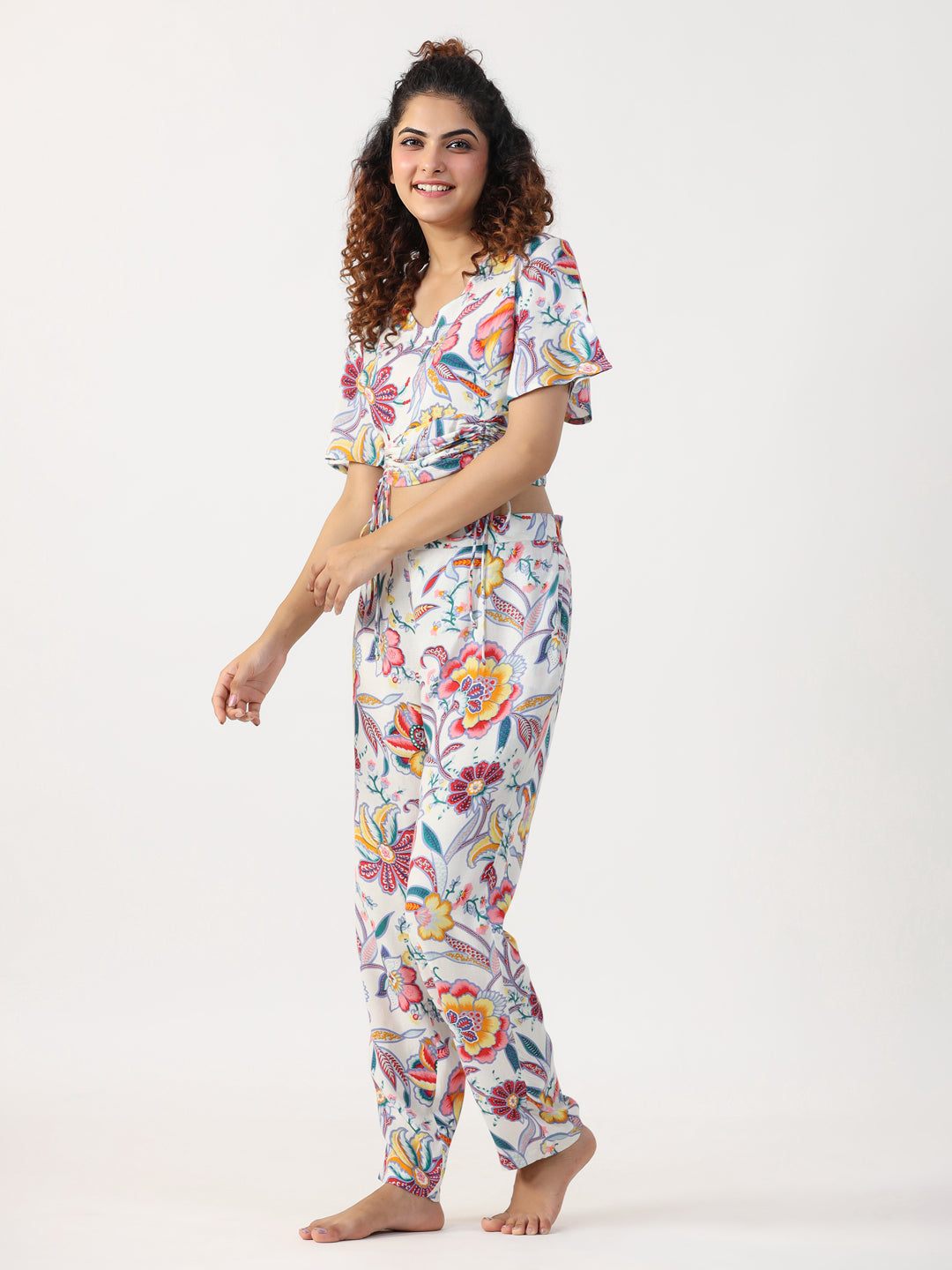 Floral Printed Night Suit set - SanskrutiHomes