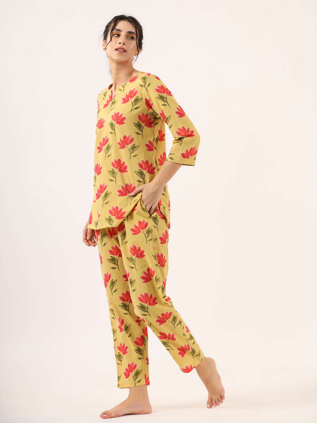 TULIP PRINT Cotton Night SUIT