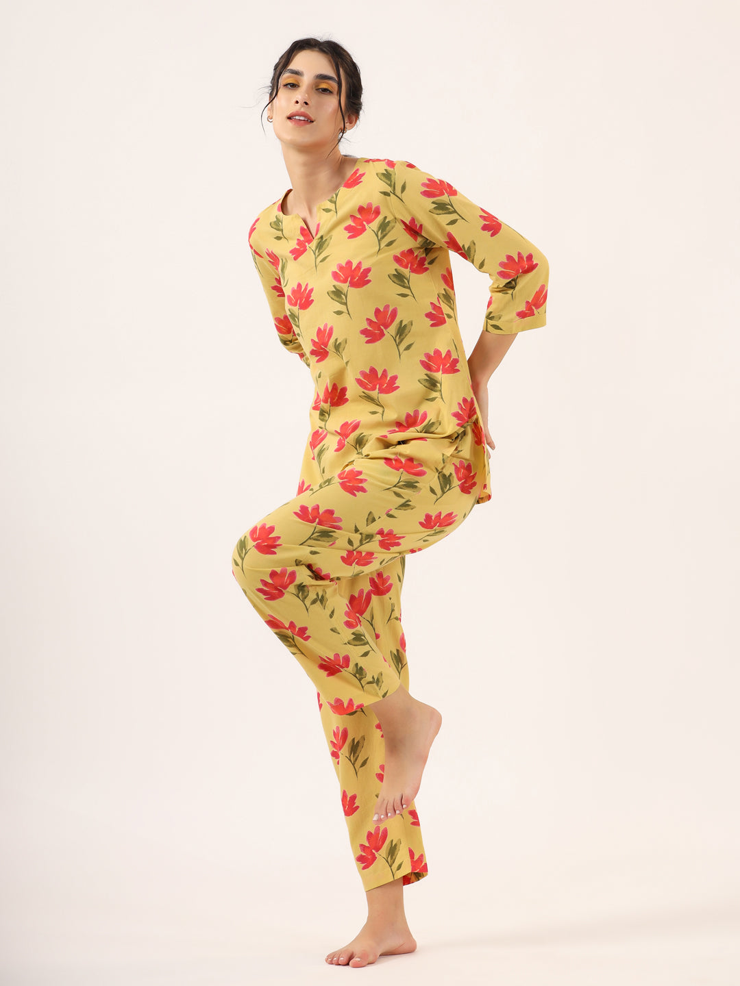TULIP PRINT Cotton Night SUIT