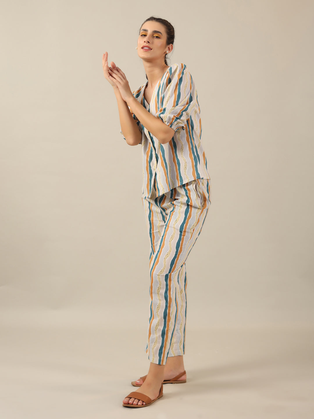 Line print Cotton Night SUIT