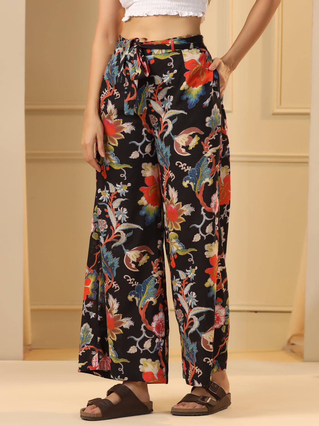 Black & Pink Floral Printed Pure Cotton Lounge Pants - SanskrutiHomes