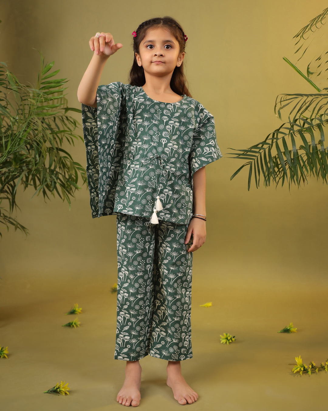 Kids Pure Cotton Green Colour Printed Night suits - SanskrutiHomes