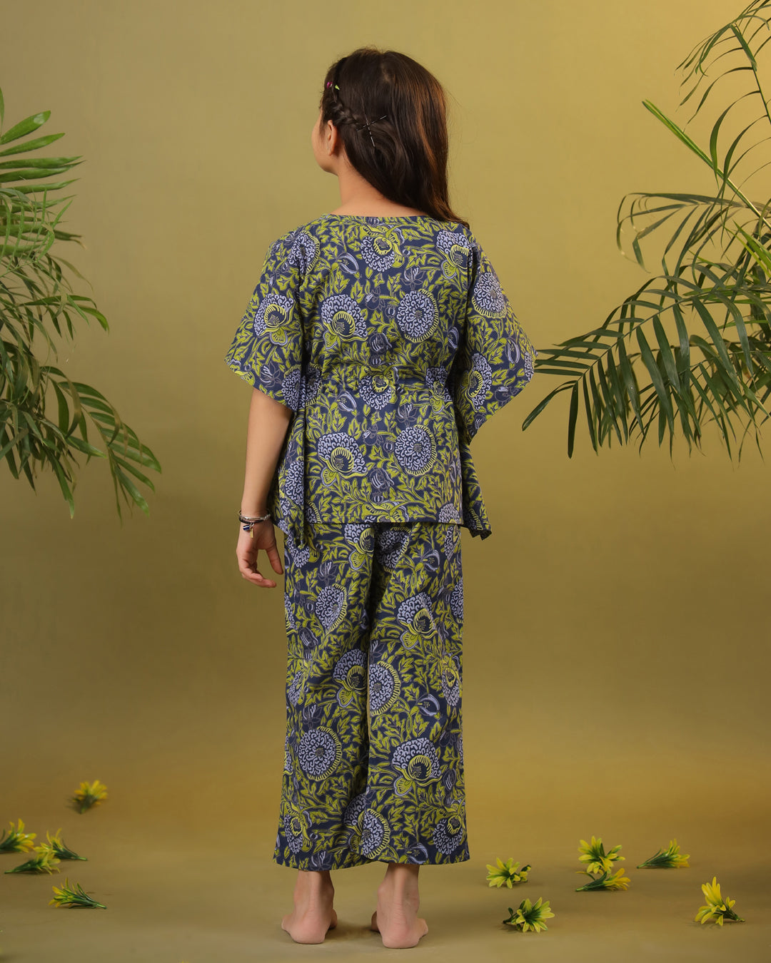 Kids Pure Cotton Green Colour Printed Night suits