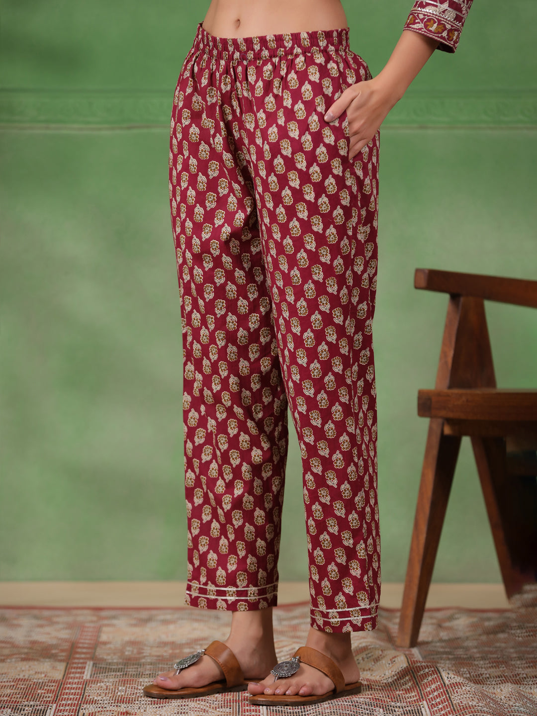 Women set of Pure Cotton 3 pcs Maroon Colour Straight Printed Kurta Sets - SanskrutiHomes