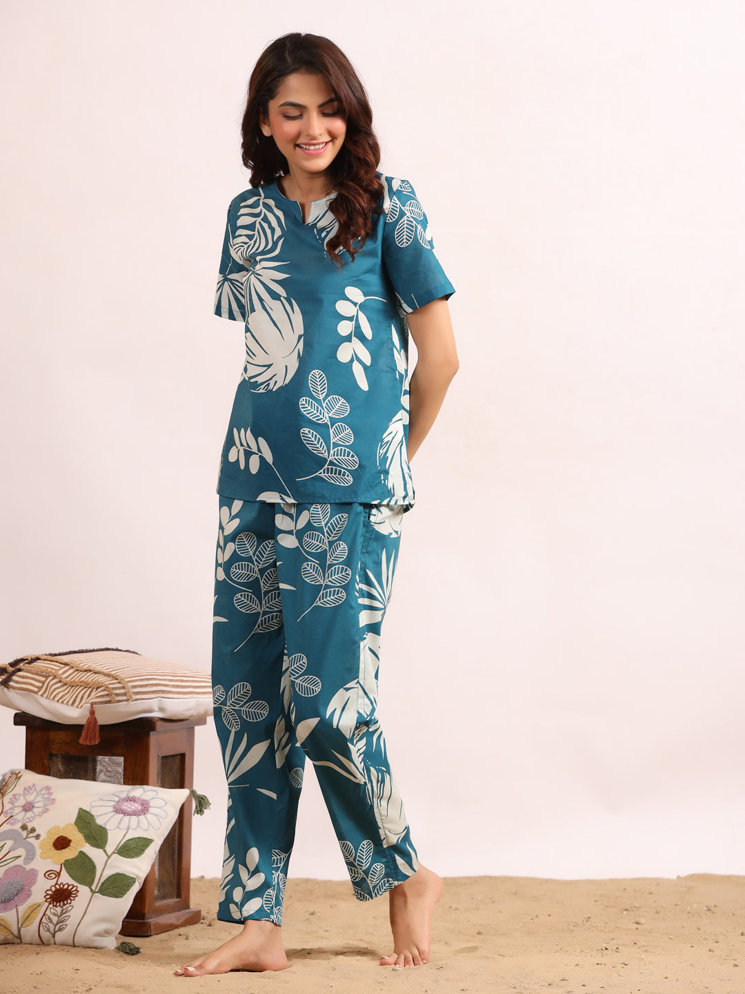 Blue tropical Print Night Suit Set with Payjama - SanskrutiHomes