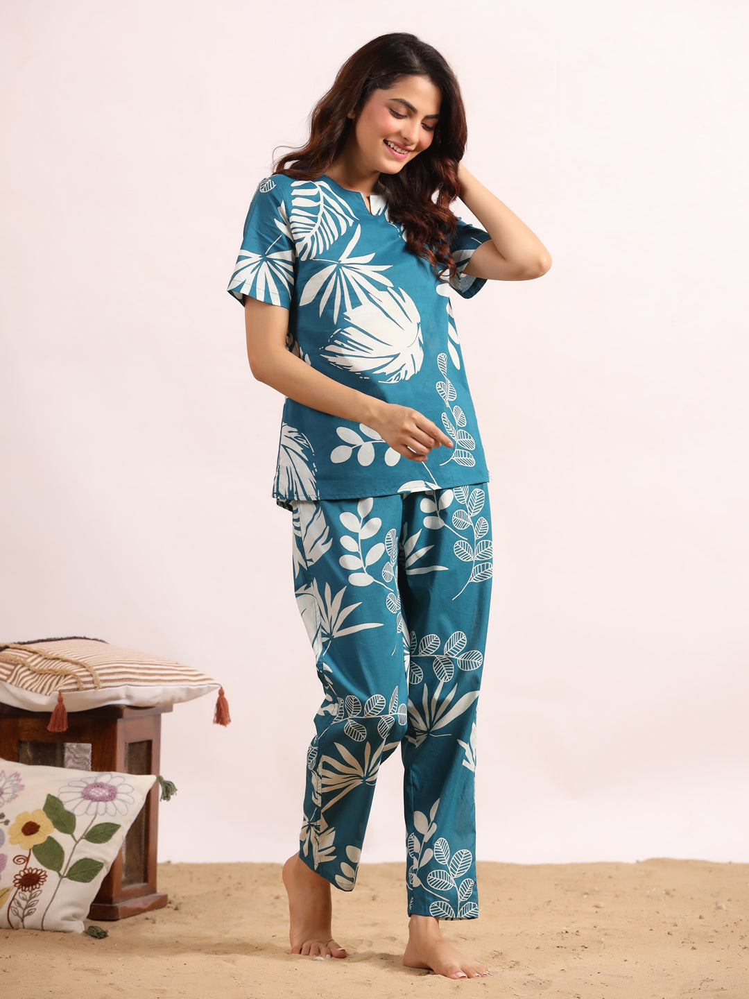 Blue tropical Print Night Suit Set with Payjama - SanskrutiHomes