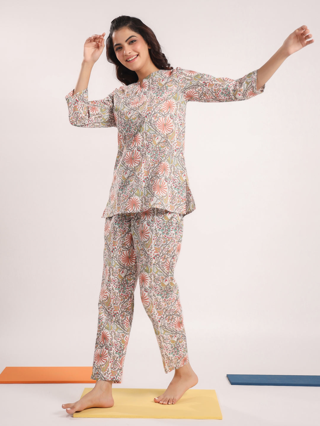 Women's Pure Cotton Off White Conversational Print Night suits