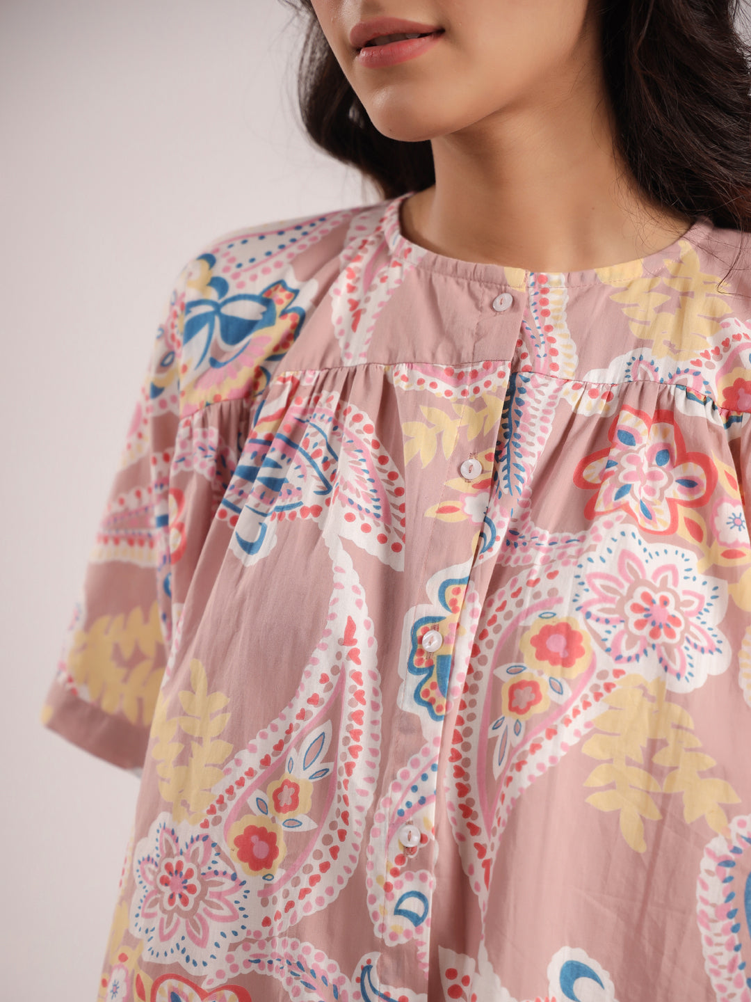 Women's Pure Cotton Pink Ethnic Motifs Print Night suits