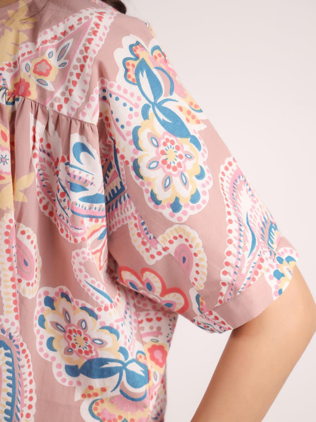 Women's Pure Cotton Pink Ethnic Motifs Print Night suits