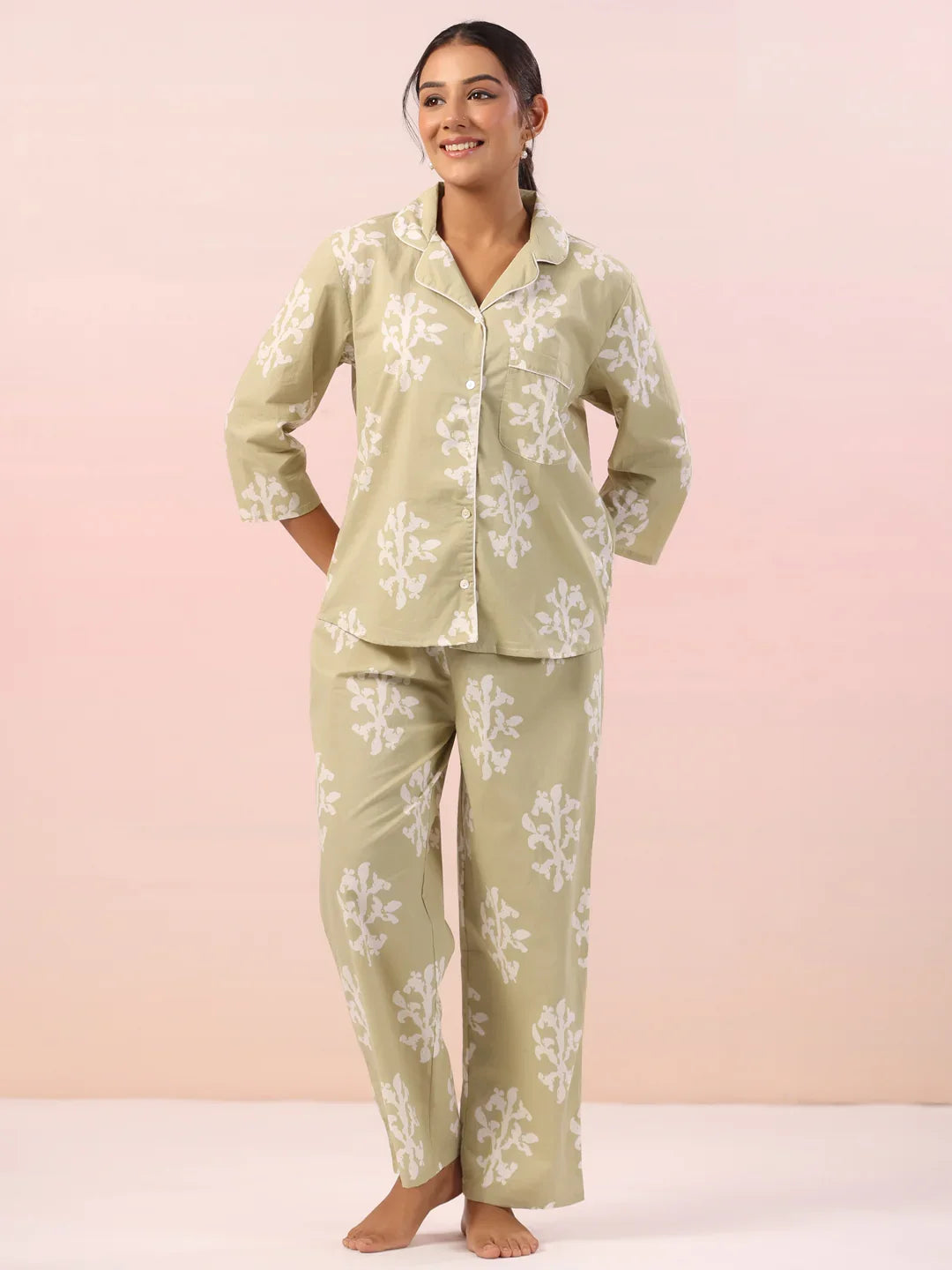 Floral Printed Collar Neck Night Suit - SanskrutiHomes
