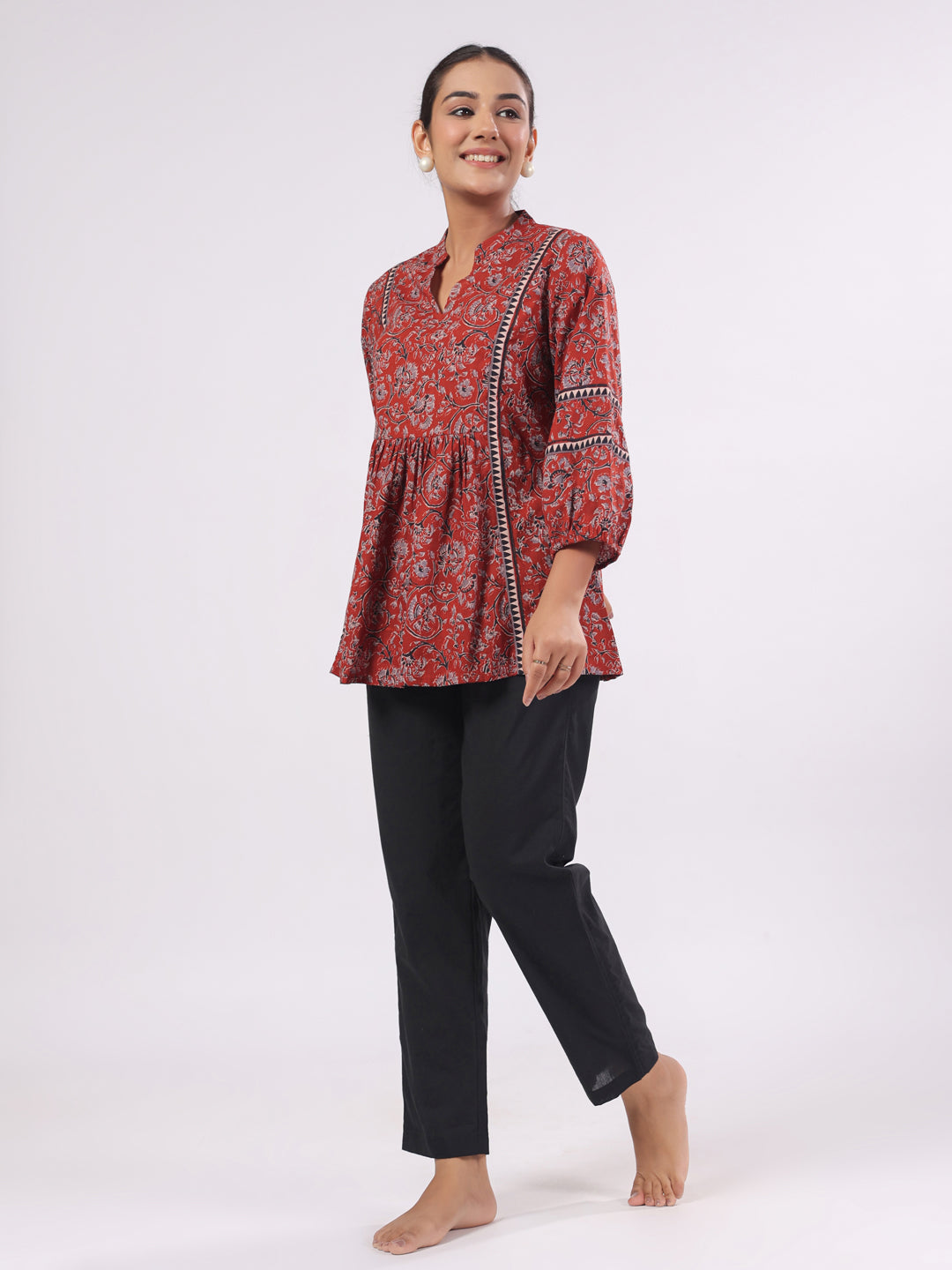 Cotton Floral Printed Night Suit With Pant