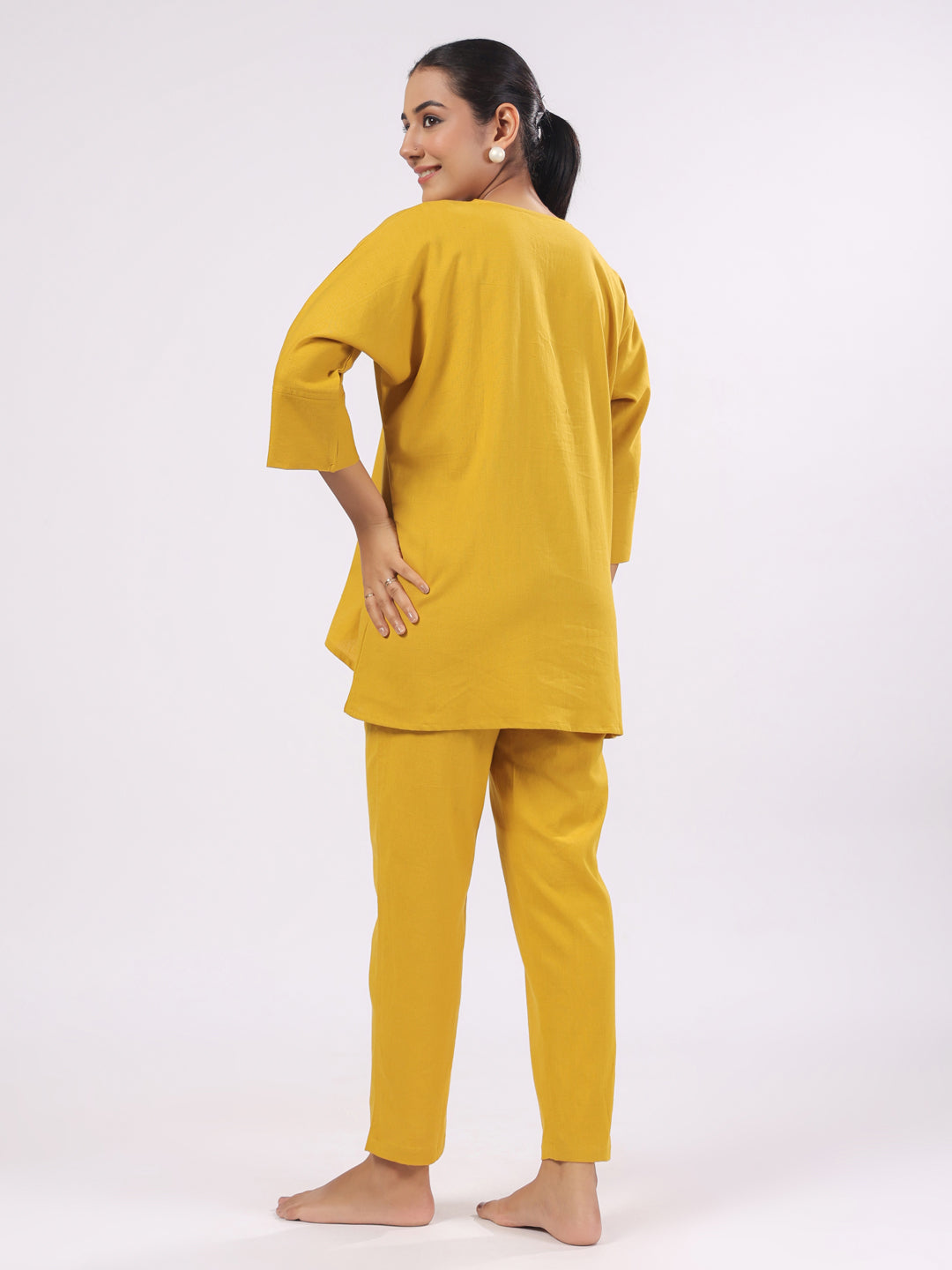 Women's Pure Cotton Mustard Solid Print Night Suits