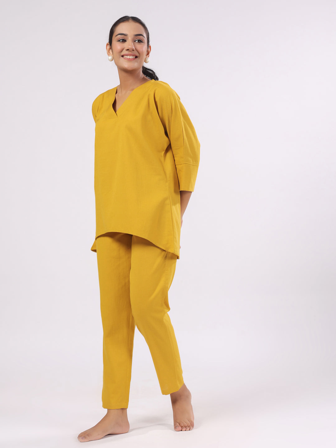 Women's Pure Cotton Mustard Solid Print Night Suits
