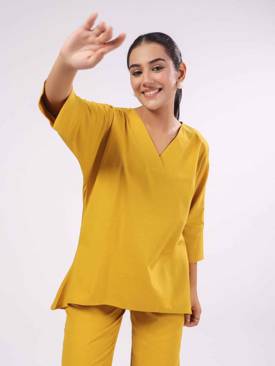 Women's Pure Cotton Mustard Solid Print Night Suits