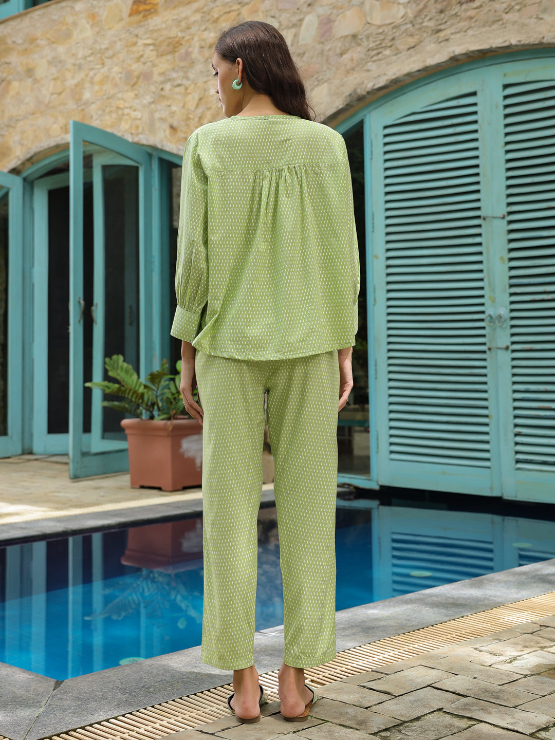 Green Solid Print Night Suit for Women