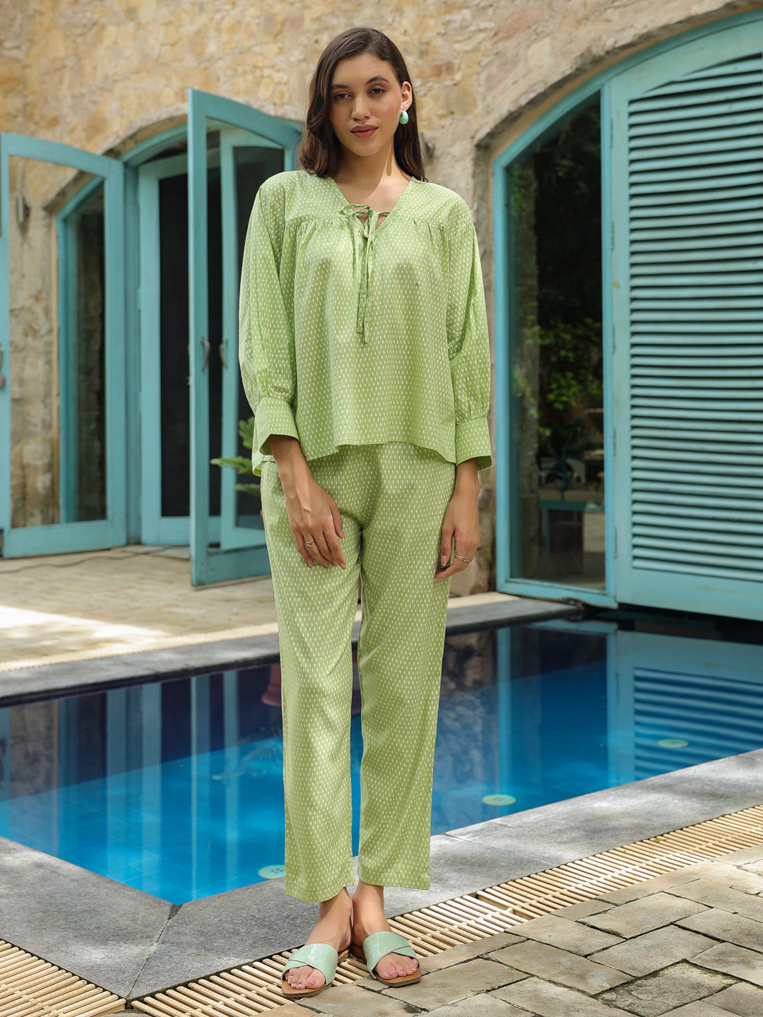Green Solid Print Night Suit for Women